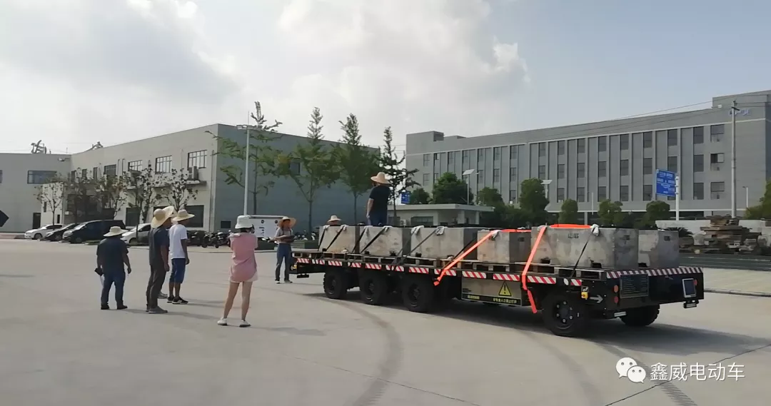 热烈欢迎中国科学院高能物理研究所专家对中微子实验地下交通支洞运输车进行现场评审会！(图3)