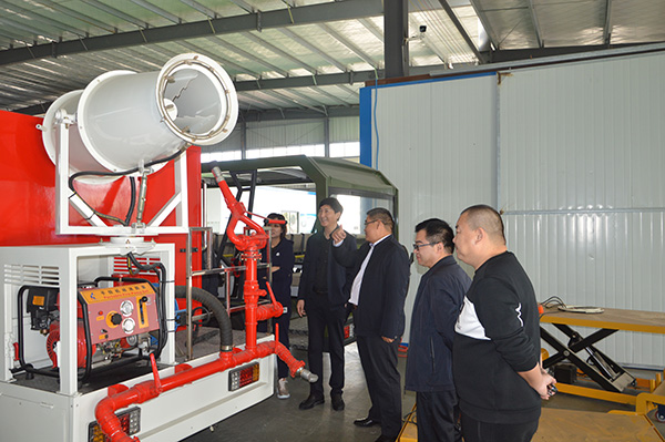  热烈欢迎新乡经济开发区领导来我公司参观考察(图4)