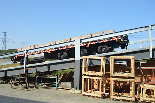  热烈欢迎新乡经济开发区领导来我公司参观考察(图6)