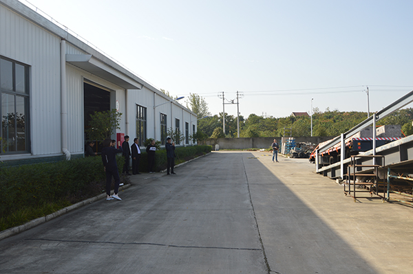  热烈欢迎新乡经济开发区领导来我公司参观考察(图11)