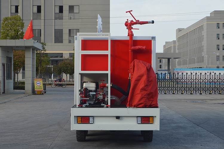 4吨电动消防车(图2)